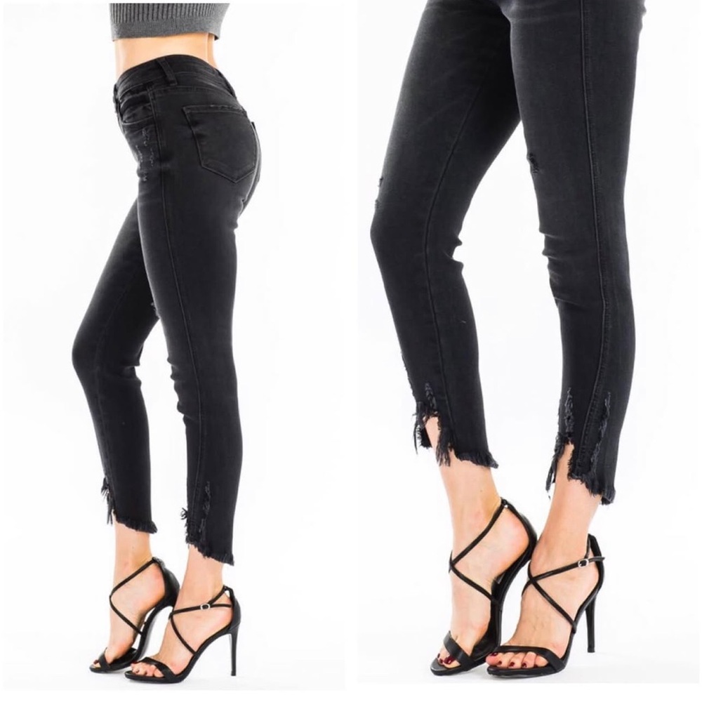 Women’s Kancan High Rise Distressed Black Skinny Jeans Size 7/27 - Picture 2 of 2